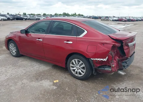 2015 Nissan Altima 2.5 from USA, damaged, VIN 1N4AL3AP7FC233010